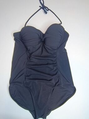 Robin Piccone Ava Plunge One Piece Swimsuit - Black - Size 10